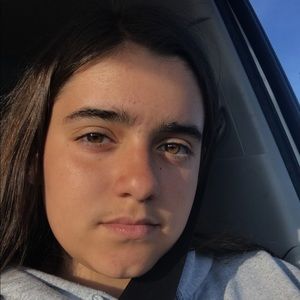 Meet your Posher, Essa